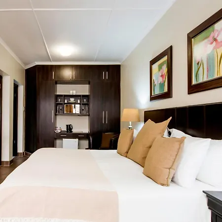 @The Villa Guest House Bloemfontein Exterior photo