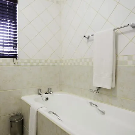 @The Villa Guest House Bloemfontein Exterior photo