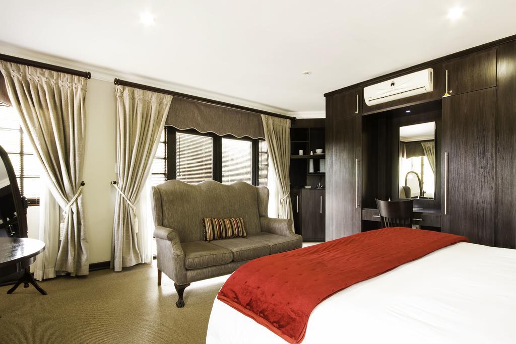@the 4* Bloemfontein