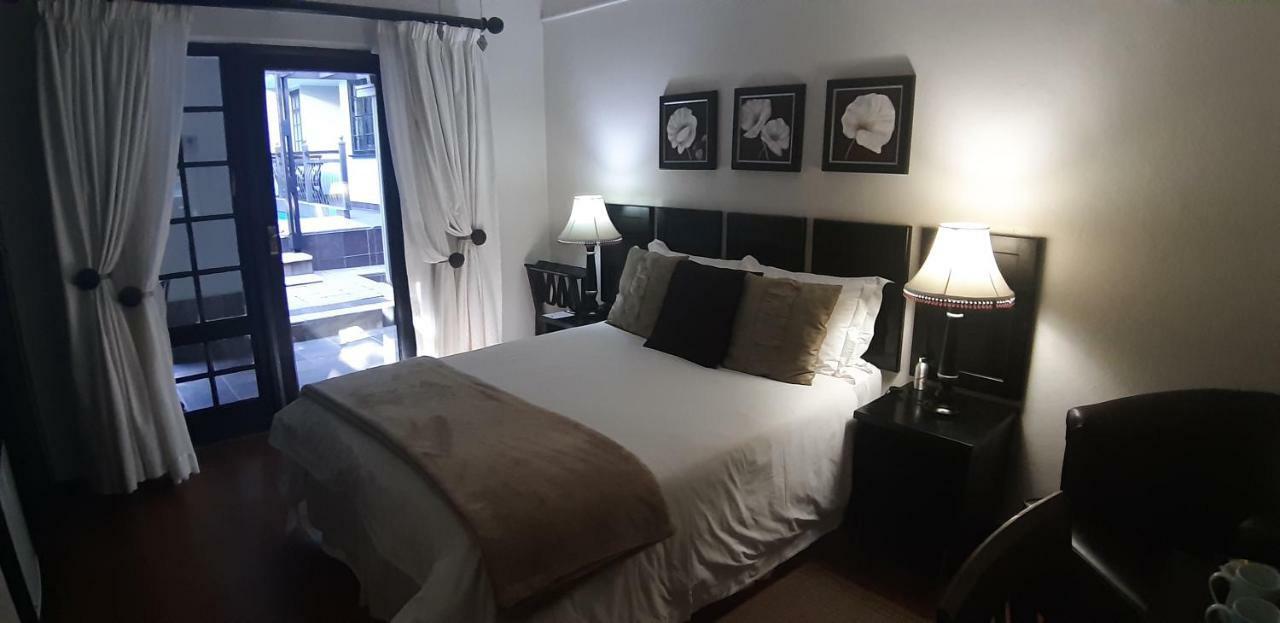 @the 4* Bloemfontein